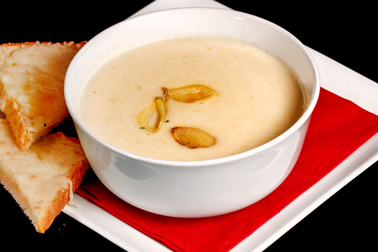 Pirított fokhagymakrémleves