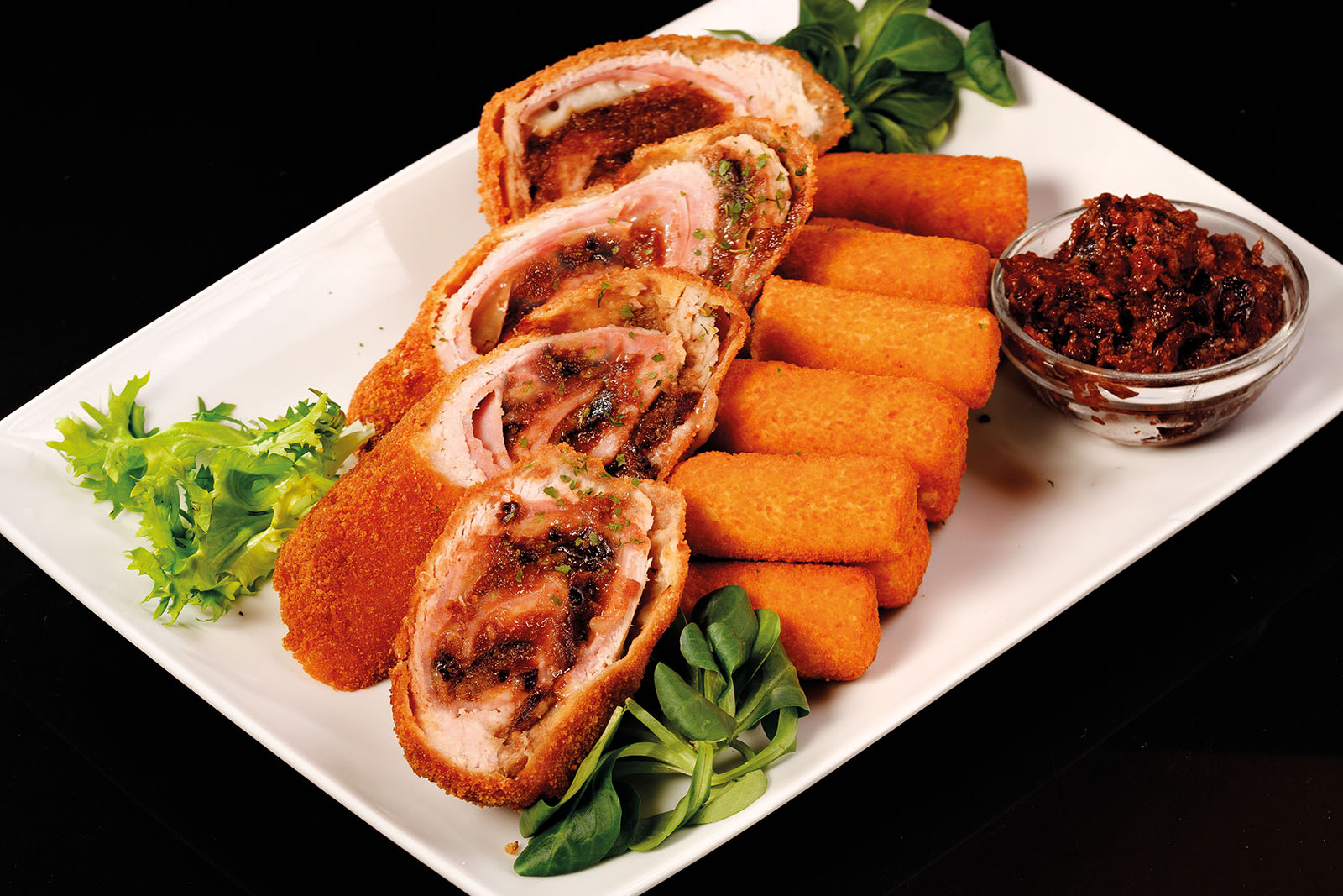 Szilvachutneys cordon bleu krokettel